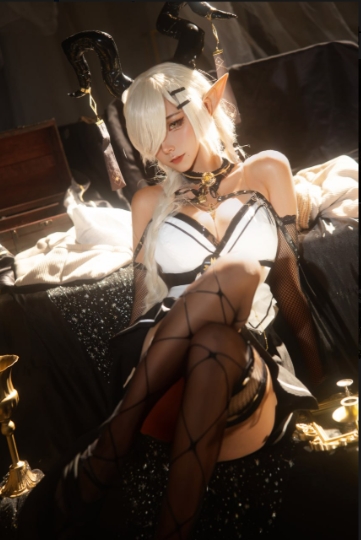 【夸克网盘】【套图】【EG33】Seya-狮砸 - 尾张魔王【12P-155MB】