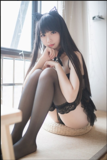 【夸克网盘】【套图】【EG44】雪琪SAMA - 黑猫【22P1V-82MB】